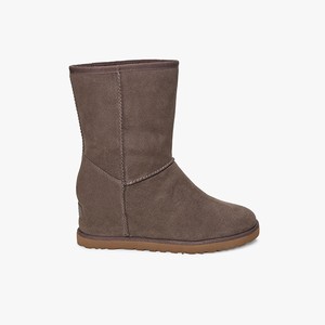 Ugg Classic Femme Short Klassiska Stövlar Dam Bruna (981504FQX)